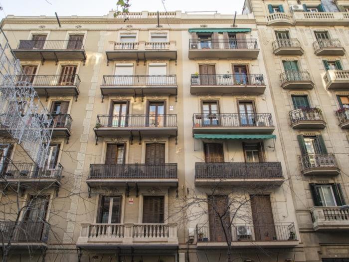 Attic Apartment 468 Sagrada Familia Barcelona Exterior photo